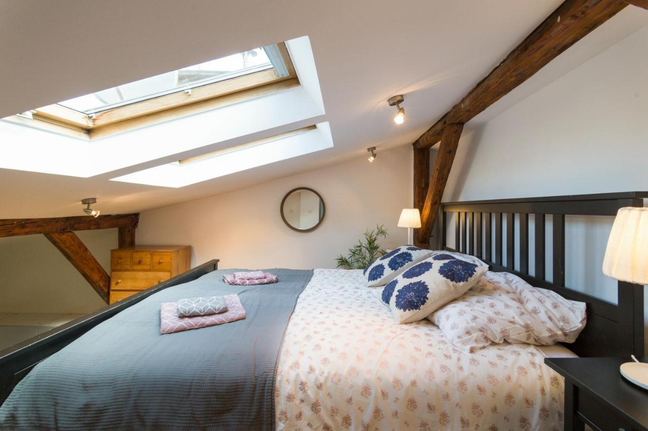 Lovers Nest Apartment *